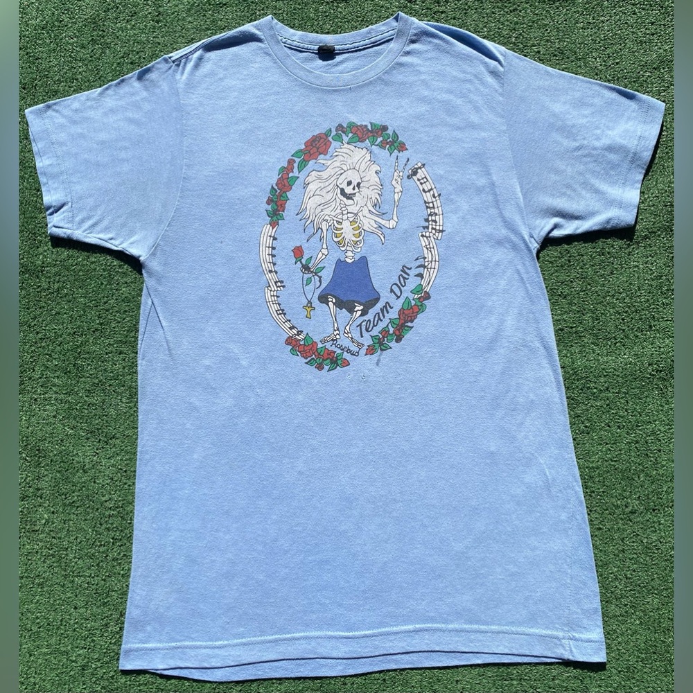 Jerry Garcia Grateful Dead Rosebud Team Dan T-shirt Mens Sz Small Distressed